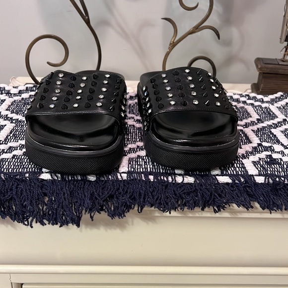 Juicy Couture black studded slides - Picture 3 of 10